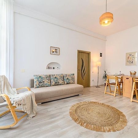 Mountain Oasis Apartment Сіная Екстер'єр фото