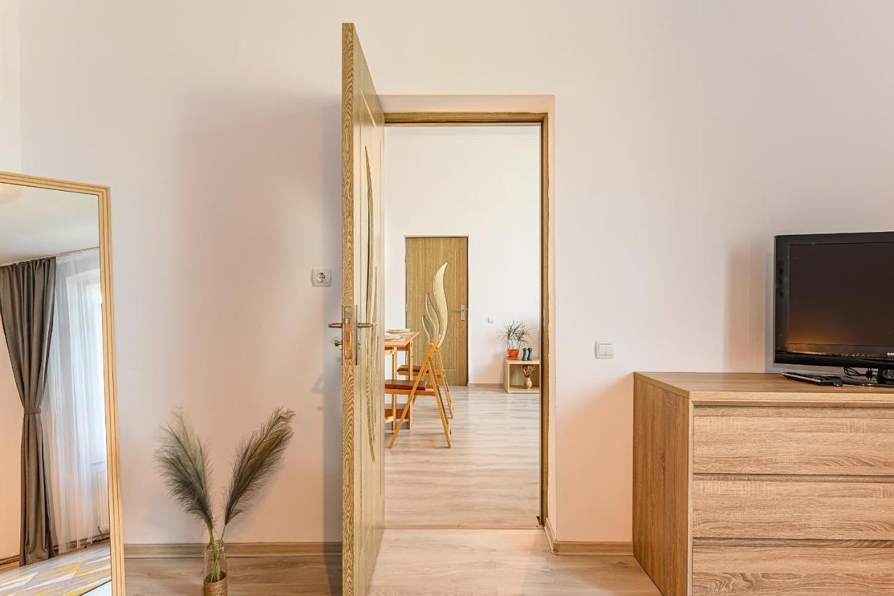 Mountain Oasis Apartment Сіная Екстер'єр фото